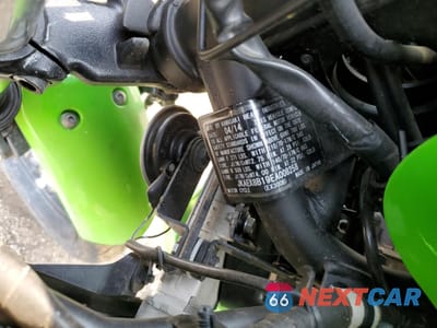 Zdjęcie 9 z 10 samochodu: 2014 KAWASAKI EX300 B VIN:JKAEX8B19EA008258 - miniatura