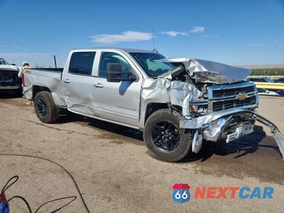 Czwarte zdjęcie samochodu z boku: 2015 CHEVROLET SILVERADO K1500 LT VIN:3GCUKRECXFG492141 - miniatura