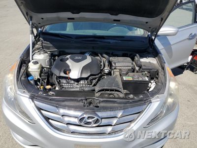 Zdjęcie 11 z 12 samochodu: 2012 HYUNDAI SONATA SE VIN:5NPEC4AB5CH420901 - miniatura