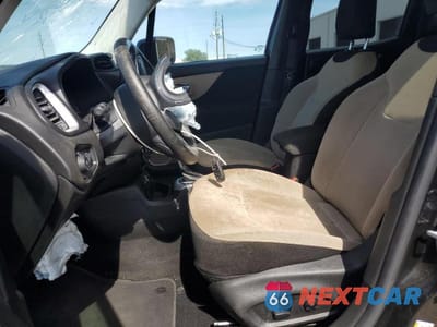 Zdjęcie 7 z 13 samochodu: 2015 JEEP RENEGADE LATITUDE VIN:ZACCJABT4FPC06657 - miniatura
