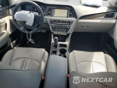 Zdjęcie 8 z 15 samochodu: 2017 HYUNDAI SONATA SPORT VIN:5NPE34AF4HH584523 - miniatura