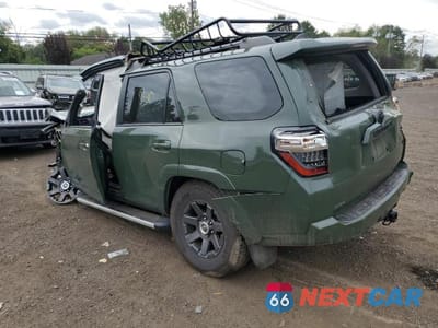 Drugie zdjęcie samochodu z przodu: 2021 TOYOTA 4RUNNER SR5/SR5 PREMIUM VIN:JTEBU5JR8M5855458 - miniatura