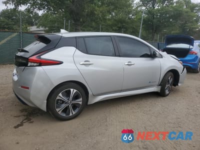 Trzecie zdjęcie samochodu z tyłu: 2018 NISSAN LEAF S VIN:1N4AZ1CP8JC302571 - miniatura