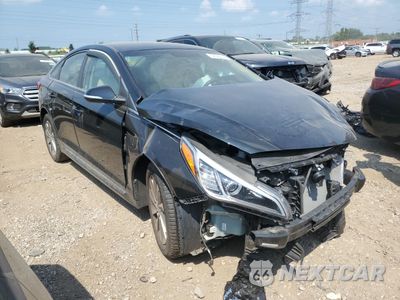 Czwarte zdjęcie samochodu z boku: 2016 HYUNDAI SONATA SPORT VIN:5NPE34AF9GH426483 - miniatura