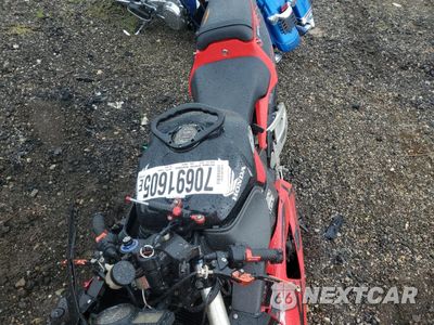 Piąte zdjęcie samochodu w środku: 2003 HONDA CBR900 RR VIN:JH2SC50053M104694 - miniatura