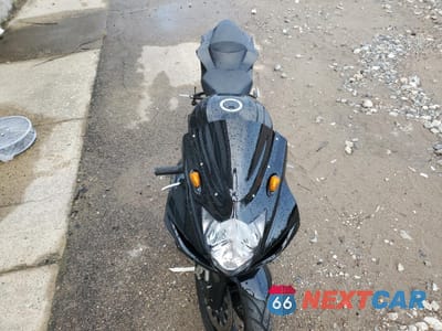 Piąte zdjęcie samochodu w środku: 2013 SUZUKI GSX-R750 VIN:JS1GR7MA5D2102561 - miniatura
