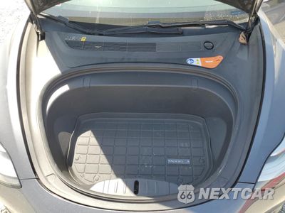 Zdjęcie 11 z 14 samochodu: 2018 TESLA MODEL 3 VIN:5YJ3E1EA6JF018883 - miniatura