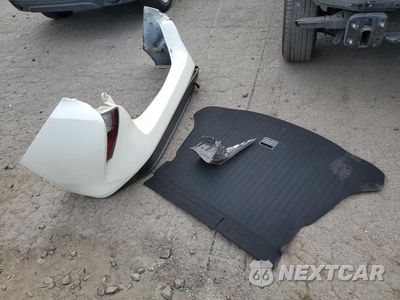 Zdjęcie 12 z 14 samochodu: 2018 TOYOTA PRIUS VIN:JTDKARFU0J3061997 - miniatura