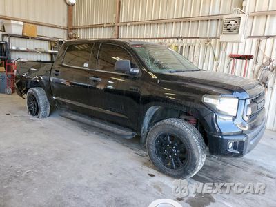 Czwarte zdjęcie samochodu z boku: 2015 TOYOTA TUNDRA CREWMAX SR5 VIN:5TFDY5F16FX487471 - miniatura