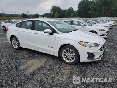 Czwarte zdjęcie samochodu z boku: 2019 FORD FUSION SE VIN:3FA6P0LUXKR263979 - miniatura
