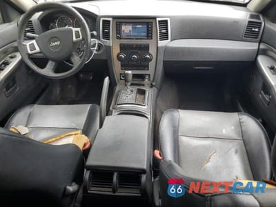 Zdjęcie 8 z 12 samochodu: 2008 JEEP GRAND CHEROKEE LAREDO VIN:1J8GS48K68C117560 - miniatura