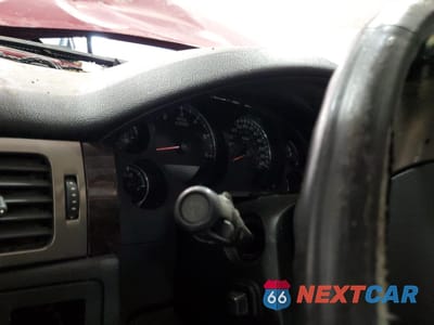 Zdjęcie 9 z 13 samochodu: 2009 GMC YUKON XL DENALI VIN:1GKFK06219R218166 - miniatura