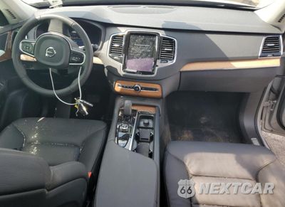 Zdjęcie 8 z 13 samochodu: 2024 VOLVO XC90 PLUS VIN:YV4L12PEXR1237395 - miniatura