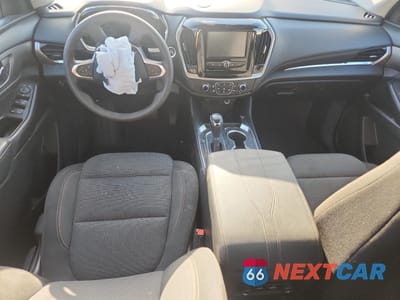 Zdjęcie 8 z 12 samochodu: 2019 CHEVROLET TRAVERSE LS VIN:1GNERFKW4KJ294765 - miniatura