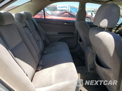 Zdjęcie 10 z 14 samochodu: 2005 TOYOTA CAMRY LE VIN:4T1BE32K55U974675 - miniatura