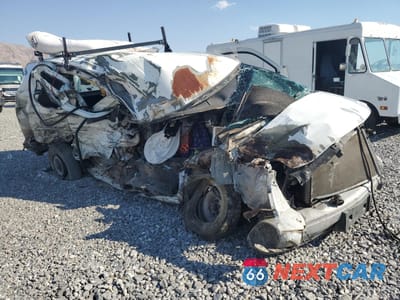 Czwarte zdjęcie samochodu z boku: 2002 CHEVROLET EXPRESS G2500 VIN:1GCFG25M321197840 - miniatura