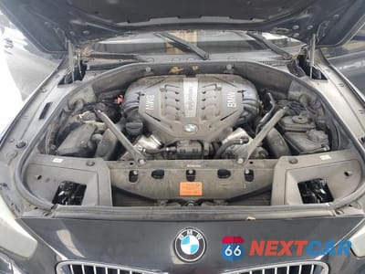 Zdjęcie 11 z 12 samochodu: 2011 BMW 550 GT VIN:WBASN4C56BC209976 - miniatura