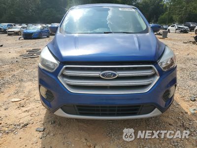 Piąte zdjęcie samochodu w środku: 2017 FORD ESCAPE SE VIN:1FMCU0GDXHUE98444 - miniatura