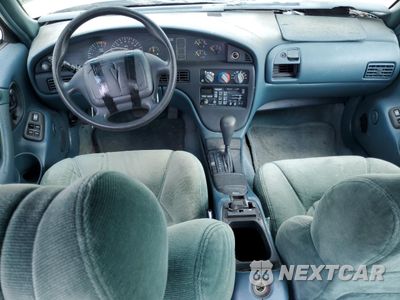 Zdjęcie 8 z 12 samochodu: 1996 PONTIAC BONNEVILLE SE VIN:1G2HX52K1T4220730 - miniatura