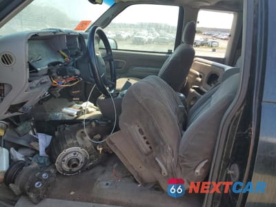 Zdjęcie 7 z 12 samochodu: 1998 GMC SIERRA K1500 VIN:1GTEK19R8WR500984 - miniatura