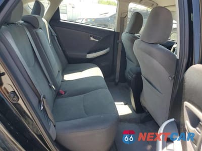 Zdjęcie 10 z 12 samochodu: 2013 TOYOTA PRIUS VIN:JTDKN3DU8D5565193 - miniatura