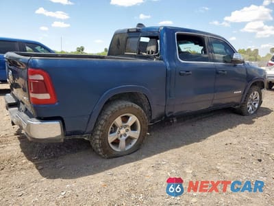 Trzecie zdjęcie samochodu z tyłu: 2023 RAM 1500 LONGHORN VIN:1C6SRFKT9PN658588 - miniatura