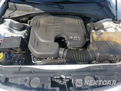 Zdjęcie 11 z 12 samochodu: 2016 CHRYSLER 300 S VIN:2C3CCABG9GH230179 - miniatura