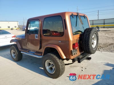 Drugie zdjęcie samochodu z przodu: 1987 JEEP WRANGLER LAREDO VIN:2BCCL8143HB514067 - miniatura