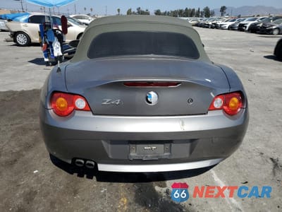Zdjęcie 6 z 13 samochodu: 2003 BMW Z4 2.5 VIN:4USBT33463LS48153 - miniatura