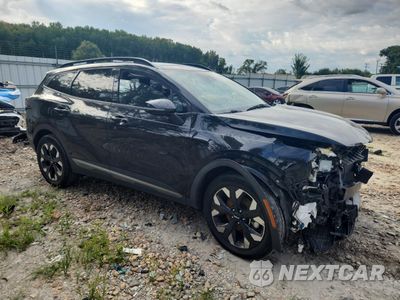 Czwarte zdjęcie samochodu z boku: 2023 KIA SPORTAGE X LINE VIN:5XYK6CAF9PG022711 - miniatura