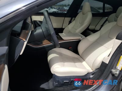 Zdjęcie 7 z 14 samochodu: 2023 TESLA MODEL S VIN:5YJSA1E56PF511529 - miniatura