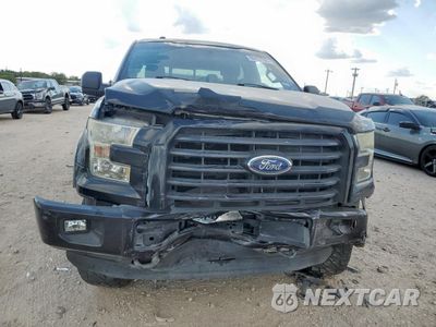 Piąte zdjęcie samochodu w środku: 2016 FORD F150 SUPERCREW VIN:1FTFW1EG5GKF63094 - miniatura