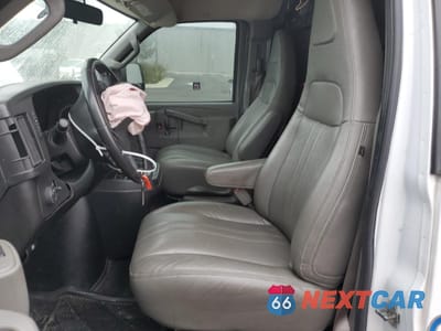 Zdjęcie 7 z 12 samochodu: 2022 CHEVROLET EXPRESS G3500 VIN:1GCZGGFPXN1261959 - miniatura