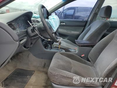 Zdjęcie 7 z 14 samochodu: 1996 HONDA ACCORD LX VIN:1HGCD5636TA003808 - miniatura