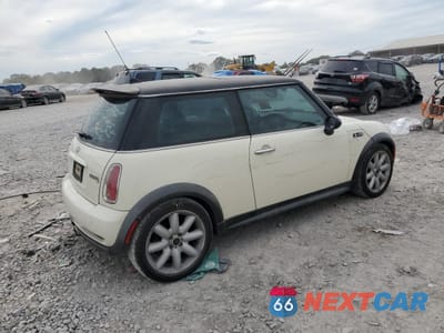 Trzecie zdjęcie samochodu z tyłu: 2006 MINI COOPER S VIN:WMWRE33566TN27076 - miniatura