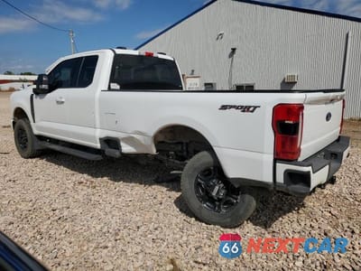 Drugie zdjęcie samochodu z przodu: 2024 FORD F350 SUPER DUTY VIN:1FT8X3BN2REC38246 - miniatura