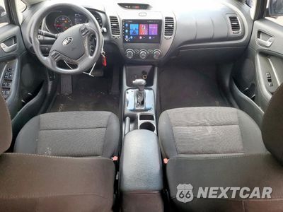 Zdjęcie 8 z 14 samochodu: 2018 KIA FORTE LX VIN:3KPFK4A79JE244939 - miniatura