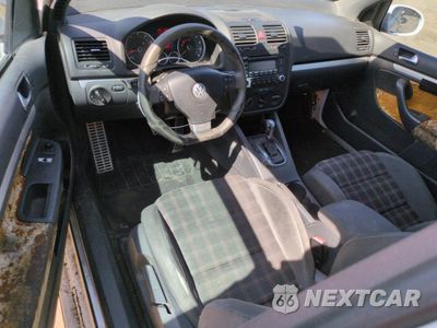 Zdjęcie 8 z 13 samochodu: 2006 VOLKSWAGEN NEW GTI VIN:WVWFV71K26W099995 - miniatura