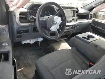 Zdjęcie 8 z 13 samochodu: 2023 FORD F150 VIN:1FTMF1CBXPKD82586 - miniatura