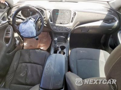 Zdjęcie 8 z 12 samochodu: 2017 CHEVROLET MALIBU LT VIN:1G1ZE5ST2HF154353 - miniatura