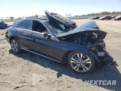 Czwarte zdjęcie samochodu z boku: 2019 MERCEDES-BENZ C 300 VIN:55SWF8DB9KU306989 - miniatura