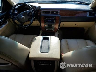 Zdjęcie 8 z 13 samochodu: 2008 CHEVROLET SUBURBAN K1500 LS VIN:3GNFK16388G198756 - miniatura