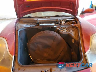 Zdjęcie 11 z 12 samochodu: 2001 PORSCHE BOXSTER VIN:WP0CA29821U625928 - miniatura