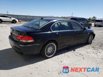 Trzecie zdjęcie samochodu z tyłu: 2007 BMW 750 VIN:WBAHN835X7DT67840 - miniatura