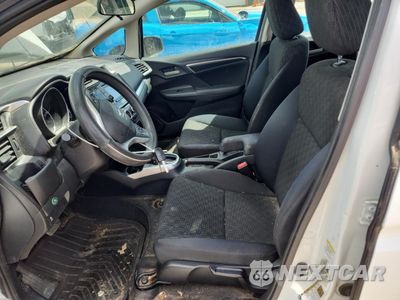 Zdjęcie 7 z 12 samochodu: 2015 HONDA FIT LX VIN:3HGGK5H55FM731214 - miniatura