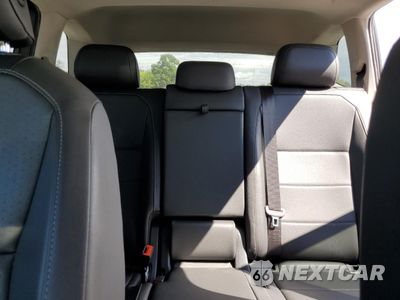 Zdjęcie 10 z 16 samochodu: 2019 VOLKSWAGEN TIGUAN SE VIN:3VV3B7AX5KM078271 - miniatura