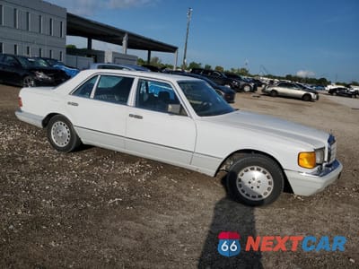 Czwarte zdjęcie samochodu z boku: 1989 MERCEDES-BENZ 300 SEL VIN:WDBCA25D4KA491847 - miniatura