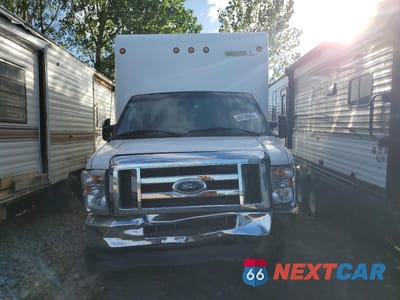 Piąte zdjęcie samochodu w środku: 2023 FORD ECONOLINE E450 SUPER DUTY CUTAWAY VAN VIN:1FDXE4FN4PDD35643 - miniatura