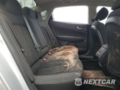 Zdjęcie 10 z 14 samochodu: 2019 KIA OPTIMA LX VIN:5XXGT4L33KG326508 - miniatura