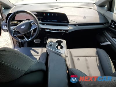 Zdjęcie 8 z 16 samochodu: 2025 CADILLAC OPTIQ SPORT VIN:3GYK3EMR4SS146168 - miniatura